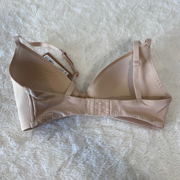 Skims Fits Everybody T-Shirt Bra Mica Tan Underwire 32D NWT - Picture 4 of 10